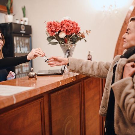 格兰德酒店 Hradec Králové 外观 照片