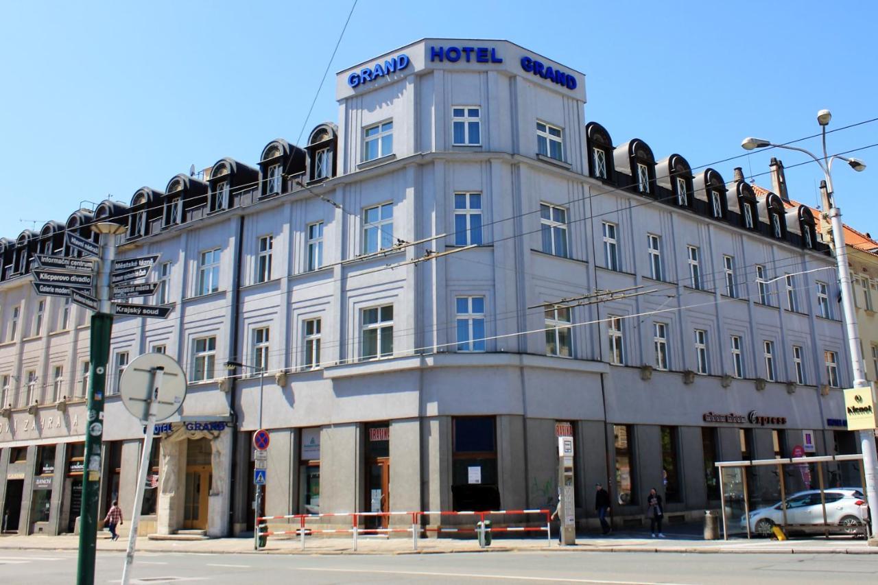 格兰德酒店 Hradec Králové 外观 照片